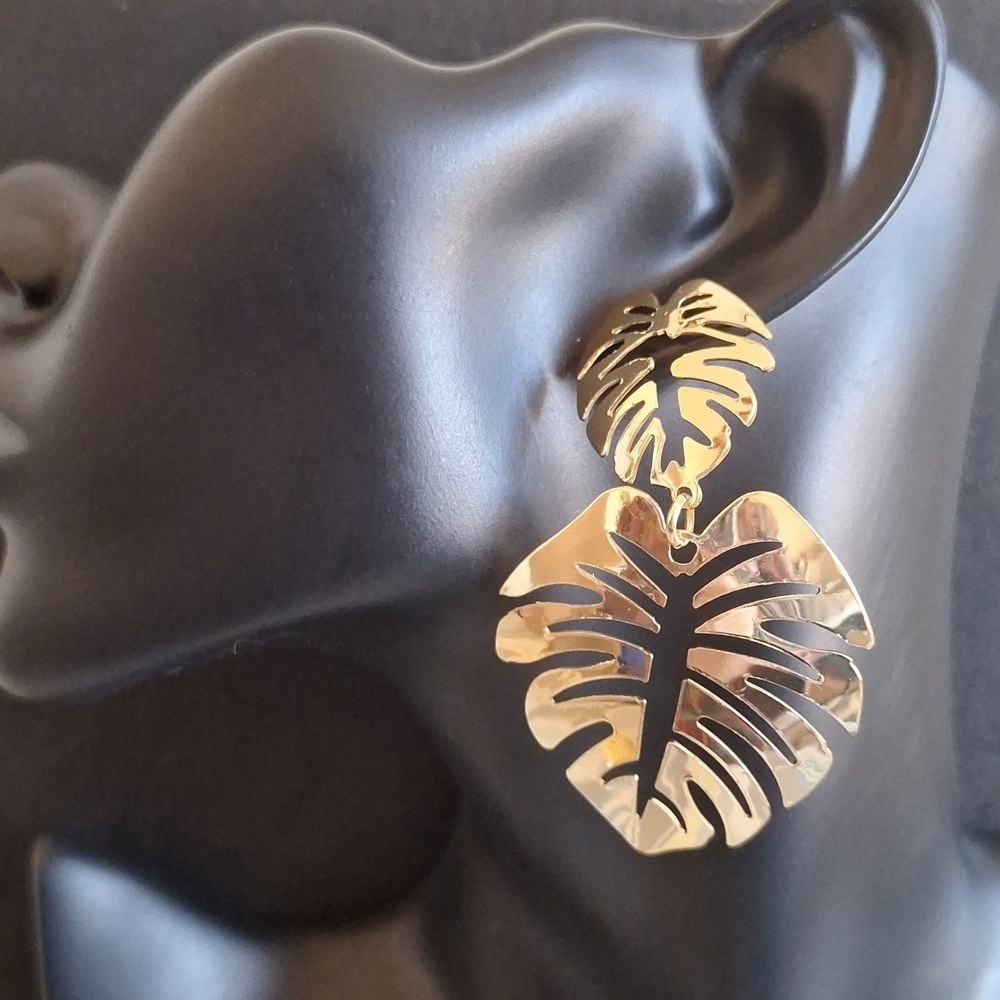 Tropical Monstera Leaf Earrings Solid Gold Brass Botanical Jewelry - Picture 3 of 6
